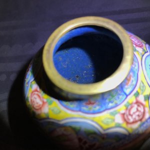 Een kleine Chinese Peking email dekselvaas, Qianlong merk en mogelijk periode — foto 22