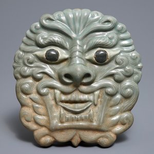 Een Koreaans celadon masker, Goryeo of later — foto 1