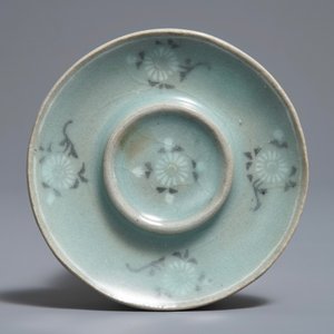 Een Koreaanse celadon kop op stand, Goryeo of later — foto 3