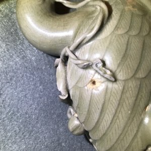 Een Koreaanse celadon waterdruppelaar in de vorm van een eend, 19/20e eeuw — foto 10