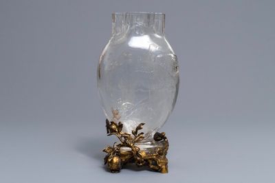 Een kristallen Art Nouveau vaas op verguld bronzen voet, Baccarat en Escalier de Cristal, Parijs, ca. 1920
