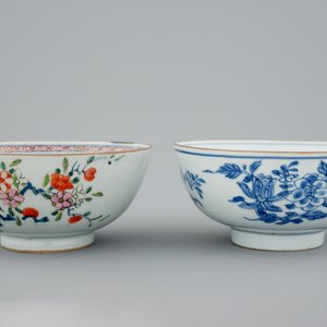 Een lot Chinees blauw-wit, famille rose en Imari porselein, Qianlong, 18e eeuw — foto 4