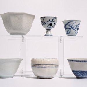 Een lot Chinees scheepswrakporselein uit de Hatcher Cargo en de Hoi An Hoard, Transitie periode en vroeger — foto 4