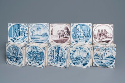 Een lot van 33 bijbelse blauw-witte en mangane Delftse tegels, 18e eeuw