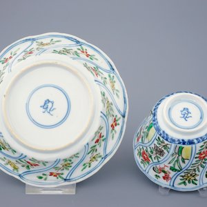 Een lot van 6 Chinese famille verte koppen en 7 schotels met decor van hanen, Kangxi — foto 3