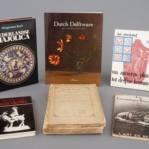 Een lot van 6 publicaties over Nederlands en Belgisch aardewerk — foto 1