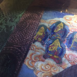 Een lot van drie thangkas, Tibet of Nepal, 19/20e eeuw — foto 8