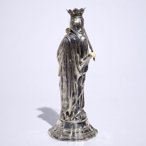 Een Madonna met kind in zilver en ivoor, Nederland, ca. 1900 — foto 4