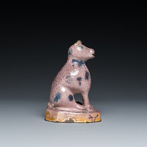 Een mangaan model van een kat, wellicht Noord-Frankrijk, gedateerd 1709 — foto 6