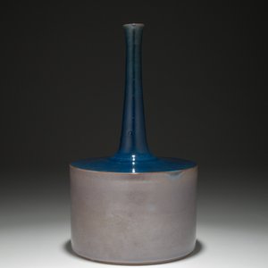 Een modernistische flesvormige vaas in grijs en blauw, Perignem, 2e helft 20e eeuw — foto 3
