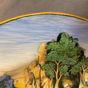 Een mythologische schotel in Italiaanse majolica met 'De transformatie van de maenaden' uit het Lanciarini servies, Urbino, 16e eeuw — foto 8