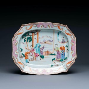 Een octagonale Chinese famille rose schotel met mandarijns decor, Qianlong — foto 1