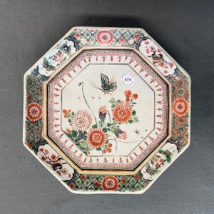 Een octagonale Chinese famille verte tazza, Kangxi — foto 14