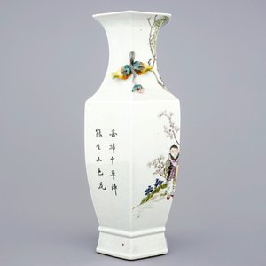 Een octagonale Chinese vaas met qianjiang cai decor, 19/20e eeuw — foto 4