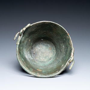 Een Oost-Romeinse of Byzantijnse bronzen 'situla' emmer, 9/10e eeuw — foto 7