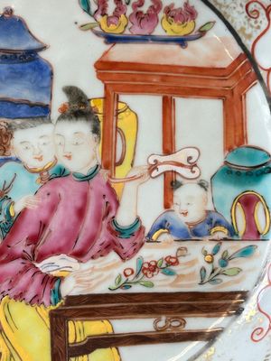 Een ovale Chinese Canton famille rose kom met mandarijns decor, Qianlong — foto 2