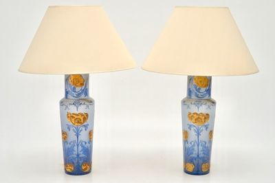 Een paar Art Nouveau glaspasta vazen tot lampen omgevormd, wellicht Frankrijk, 19/20e eeuw
