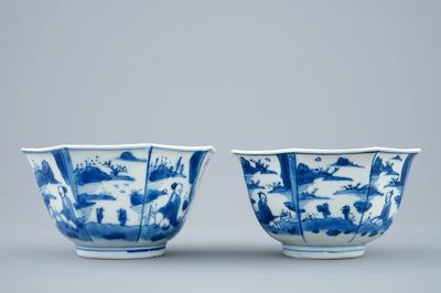 Een paar blauw-witte Chinese octagonale kommen, blauw-wit, Transitie periode, 1620-1683