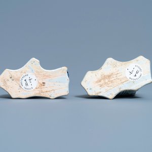 Een paar blauw-witte Delftse modellen van leeuwen, 18e eeuw — foto 7