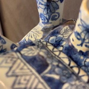 Een paar blauw-witte tulpenvazen in Delftse stijl, Samson, Frankrijk, 19e eeuw — foto 26
