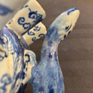Een paar blauw-witte tulpenvazen in Delftse stijl, Samson, Frankrijk, 19e eeuw — foto 21
