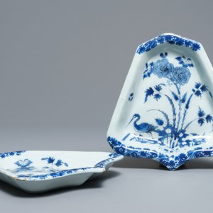 Een paar blauwwitte Delftse schotels van een confiturenstel, eind 17e eeuw — foto 3