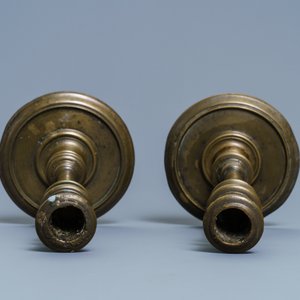 Een paar bronzen kandelaars, Frankrijk, 2e helft 16e eeuw — foto 6
