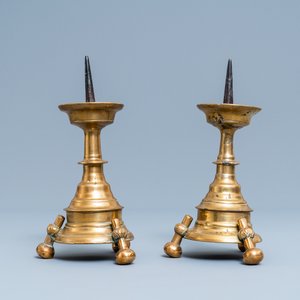Een paar bronzen kandelaars, Vlaanderen of Nederland, 16e eeuw — foto 3