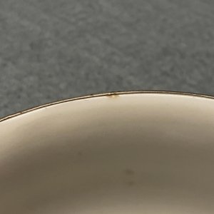 Een paar Chinese blauw-witte 'Bleu de Hue' dekselkommen voor de Vietnamese markt, 19e eeuw — foto 10