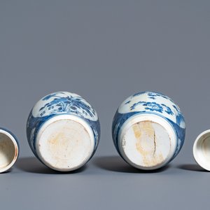 Een paar Chinese blauw-witte dekselpotten met floraal decor, Hatcher cargo scheepswrak, Transitie periode — foto 7