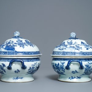 Een paar Chinese blauw-witte dekselterrines met vrouwen in een tuin, Qianlong — foto 2