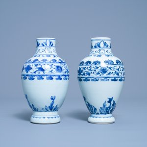 Een paar Chinese blauw-witte kannen, Transitie periode — foto 3