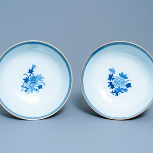Een paar Chinese blauw-witte kommen met vissers, Qianlong — foto 5
