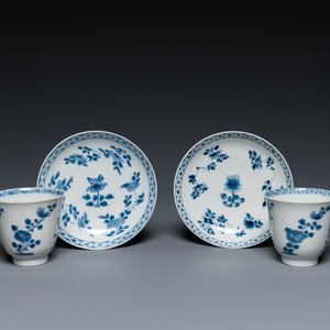 Een paar Chinese blauw-witte koppen en schotels, Chenghua merk, Kangxi — foto 1