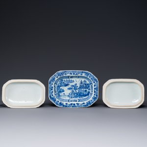 Een paar Chinese blauw-witte miniatuur chocoladekannen en drie terrines, Qianlong — foto 5