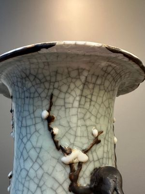 Een paar Chinese blauw-witte Nanking craquelé vazen met Taoïstisch decor, 19e eeuw — foto 16