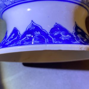 Een paar Chinese blauw-witte rouleau vazen met floraal decor, Kangxi — foto 9