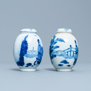 Een paar Chinese blauw-witte theebussen met deksels, Kangxi — foto 2