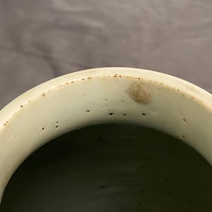 Een paar Chinese blauw-witte vazen met floraal decor, Kangxi — foto 8