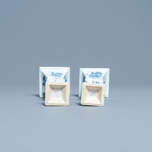 Een paar Chinese blauw-witte vazen met floraal decor, Qianlong — foto 8