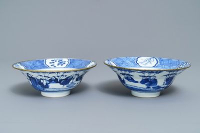 Een paar Chinese blauwwitte kommen, mogelijk voor de Vietnamese markt, Kangxi merk, 19e eeuw