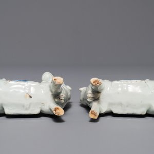 Een paar Chinese blauwwitte modellen van paarden, Qianlong — foto 5