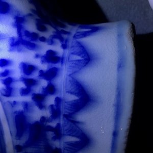 Een paar Chinese blauwwitte moonflask vazen, 19e eeuw — foto 16
