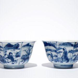 Een paar Chinese blauwwitte octogonale kommetjes, Transitie periode — foto 3