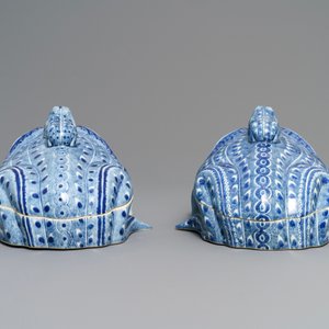 Een paar Chinese blauwwitte terrines in de vorm van kikkers, 20e eeuw — foto 5