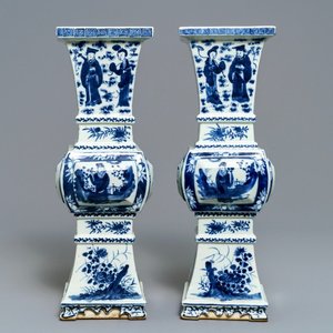 Een paar Chinese blauwwitte vazen, 19e eeuw — foto 1