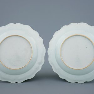 Een paar Chinese borden voor de Spaanse markt met het wapen van Arguello, Qianlong, ca. 1770 — foto 2