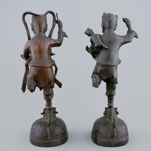 Een paar Chinese bronzen mythologische figuren, Ming Dynastie — foto 4