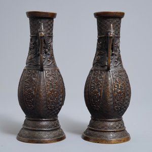 Een paar Chinese bronzen vazen in archaïsche stijl, 19e eeuw — foto 4