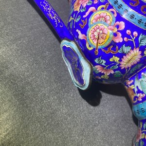 Een paar Chinese Canton email kannen voor de Vietnamese markt, 1e helft 19e eeuw — foto 23